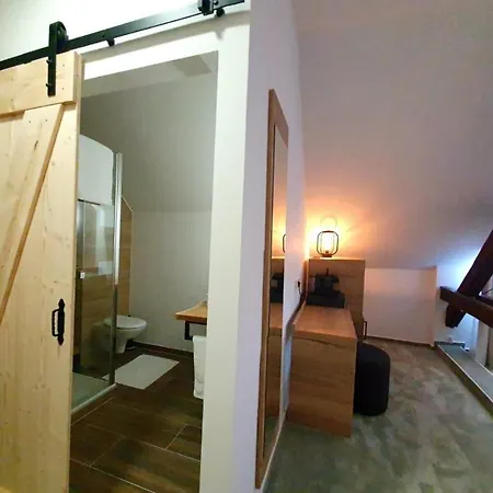 Le Filou Hotel